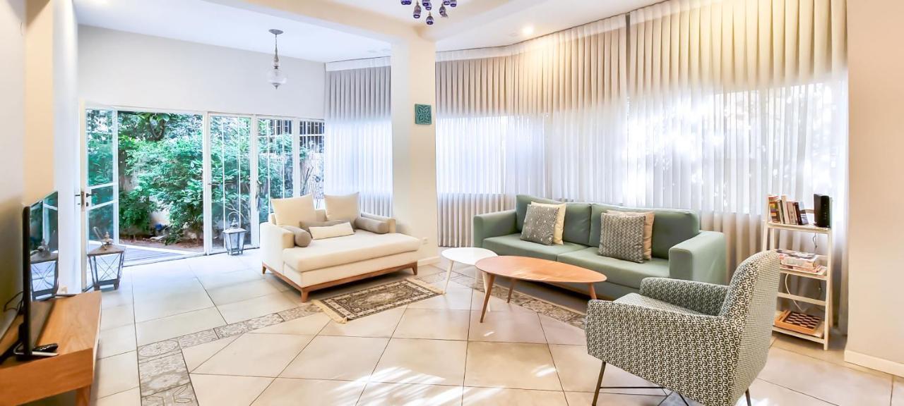 Pangsapuri 100 m² dengan 2 bilik tidur dan 2 bilik mandi peribadi di Pusat Bandar Tel Aviv Luaran gambar